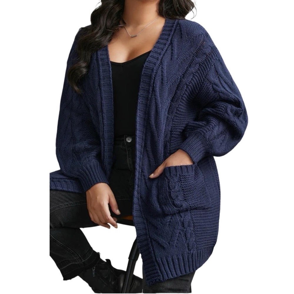 Pink Rose Blue Cable Knit Cardigan‎ Medium